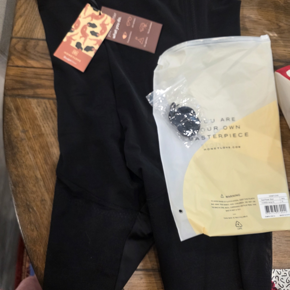 NEW Honeylove Black Shapewear SuperPower Shorts Vamp